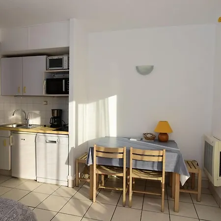 Au Lavandou, 4 Pers, Clim, Parking, Wifi - Fr-1-803-5