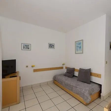 Au Lavandou, 4 Pers, Clim, Parking, Wifi - Fr-1-803-5 Ле-Лаванду