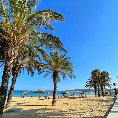 Pour 4 Au Lavandou, Pieds Dans L'eau, Clim, Wifi, Parking - Fr-1-803-5 *